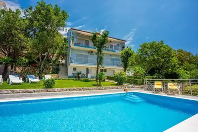 Image de Appartement de vacances pour 6 personnes env. 91 qmà Dramalj, Baie de Kvarner (Crikvenica et environs)