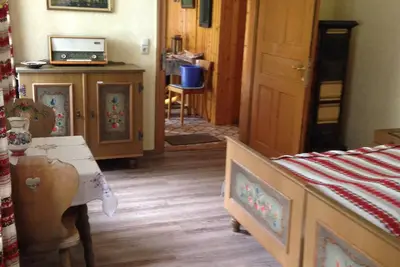 Image de Large, renovated vacation home with forest, meadows and water in the surrounding area
