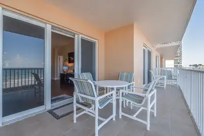 Image de Gorgeous 3/3 Direct Oceanfront First Floor at the Sanibel Condominium Unit #104