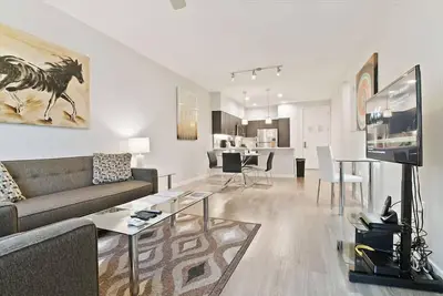 Image de Close to Menlo Park Rail | High Speed Internet + Washer/D