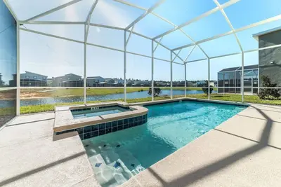 Image de Summer Breeze | Gated Resort Style Community