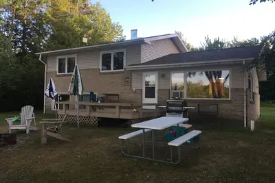 Image de Maison au bord de l'eau (sur l'île Sugar) avec ponton de mai à septembre!