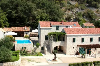 Image de Kameni Dvori - Family Holiday Villa with swimming pool near Dubrovnik