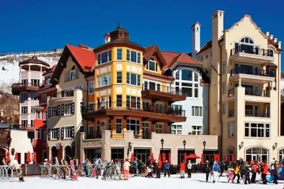 Image de Platinum-rated 3br Arrabelle ski in/out residence w/ rooftop pool, hot tub & spa