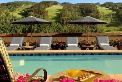 Image de Luxury Arrabelle 4br residence - ski in/ski out in Lionshead w/ rooftop pool