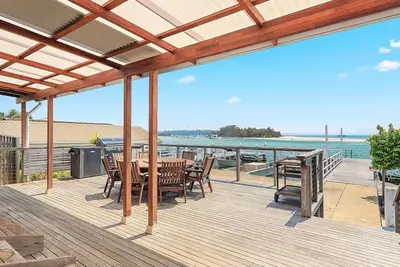 Image de Waterfront - Boatshed and Boathouse