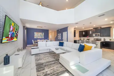 Image de Rp2769 Storey Lake Condo 5 Bed 5 Bath  Private Pool & Free Waterpark