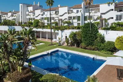 Image de Joli appartement pour 4 personnes avec climatisation, Wifi, piscine, Tv et terrasse