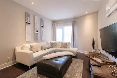 Unwind in Style at a Luxurious, Modern Condo