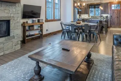 Suncadia 3 Bdrm Family Home with Spectacular Views