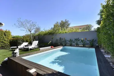Image de Estoril Garden Villa - 4 Bedroom CheckinHome