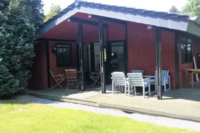 Image de Pure relaxation right by the forest & only 750m to the beach in our comfort chalet no. 6