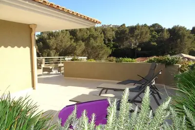 Image de Superbe Penthouse T3 Climatisé avec Garage à Cavalaire-sur-Mer