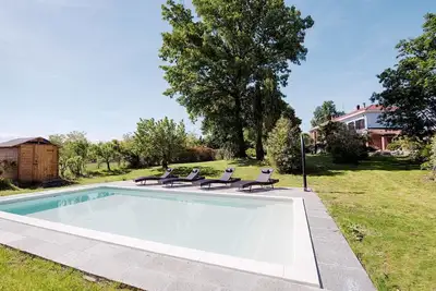 Image de Maison de vacances privée avec piscine privée, Wifi, climatisation, Tv, patio, parking