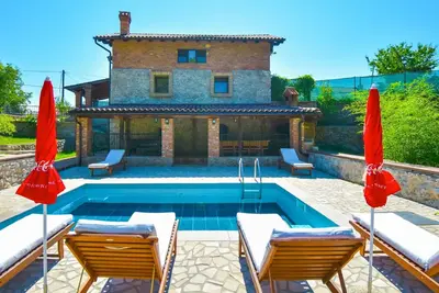 Image de Maison de vacances privée avec climatisation, Wifi, piscine privée, Tv, terrasse, parking