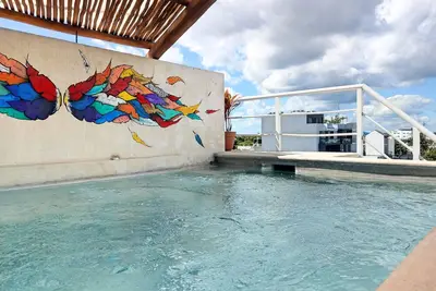 Image de Pn1! Compact GFloor Kingbed Studio + Rooftop Pool