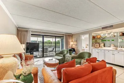 Image de Seaside Escape: Your Coastal Oasis Awaits