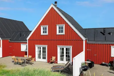 Image de 6 Person Holiday Home in Blokhus-by Traum