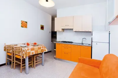Image de Erika tree-room flat in the town centre