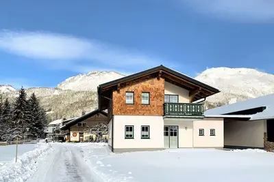 Image de Merveilleuse maison de vacances privée avec Wifi, Tv, terrasse, animaux admis et parking