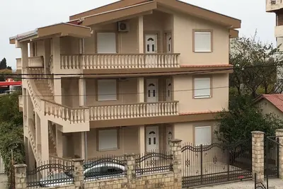 Image de Suitable 2 Bdr Apartment 5 minutes From The Beach