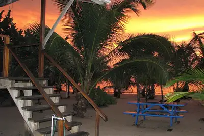 Image de On The Beach Bungalows - Flip Flop #1