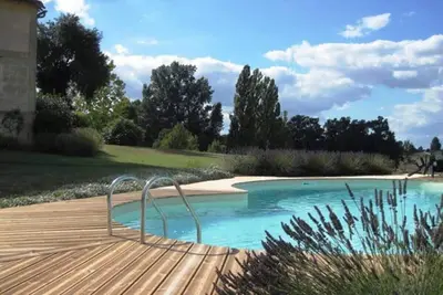 Image de Stunning 5 bedroom Aquitaine farmhouse with pool