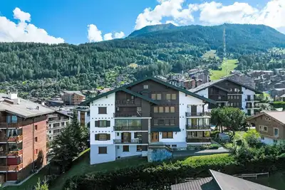 Image de Joli appartement pour 9 personnes avec Wifi, Tv, balcon et parking