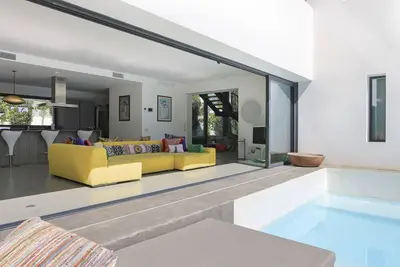 The Perfect Luxury Villa with Sea Views, Ibiza Villa 1011