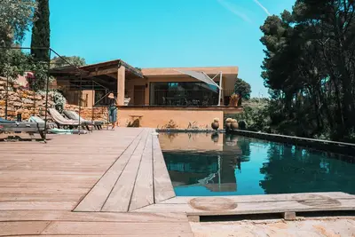 Image de Villa La Pinède meublé de tourisme 5* Les Lecques St Cyr Var  600m de la mer