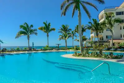 Image de Tortuga-World Class Ocean Front Villa - 5, 500 sq/ft - 3bedrooms, 3 bathrooms