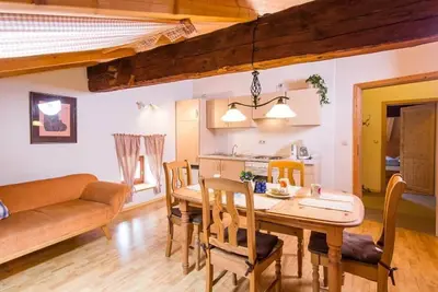 Image de Spacious non-smoking attic apartment (75sqm)
