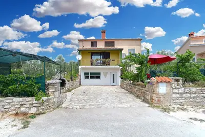 Appartement de vacances avec climatisation et terrasse