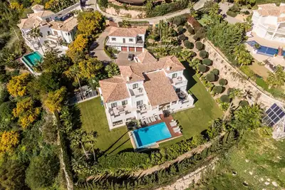 Image de ***Villa Colorado - Stunning, Contemporary Villa with Spa & Gym Facilities***