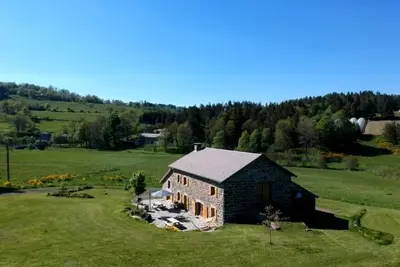 Image de Completely renovated farm, in the heart of nature, in Les Vastres, at the gates of Mézenc