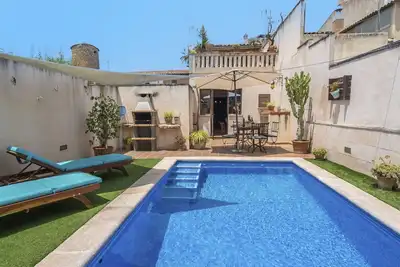 Image de Maison de vacances privée avec piscine privée, Wifi, climatisation, Tv, terrasse, parking