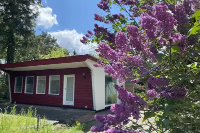 Image de Vacation home with large garden and sun terrace, bathing lakes nearby