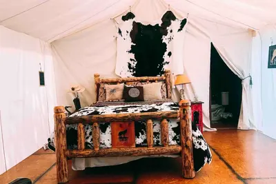 Image de Pet Friendly Wild West  Luxury Glamping tent