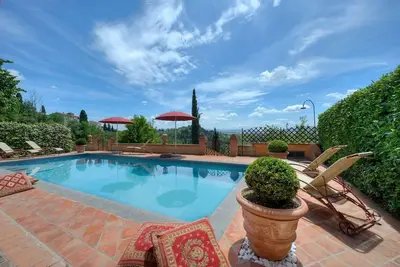 Image de Villa près de Volterra, clima, piscine, vue imprenable, proche village, 13 pers
