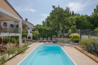 Image de Maison de vacances privée avec Wifi, climatisation, piscine privée, Tv, terrasse, animaux admis