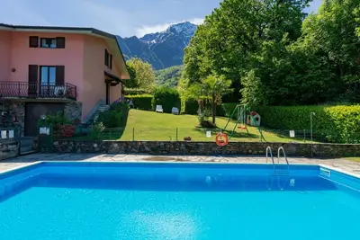 Image de Agréable appartement dans une maison de vacances avec piscine, Wifi, Tv, terrasse et animaux admis