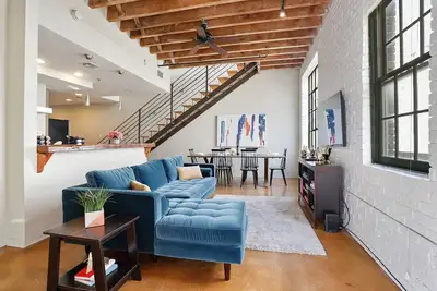 Image de Warehouse District | Gorgeous Three Bedroom