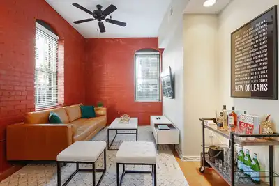 Image de Warehouse District | Spacious Three Bedroom