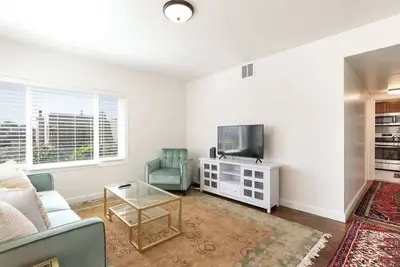 Image de Cozy Spacious Furnished 1br-Apt in the Heart of Sf