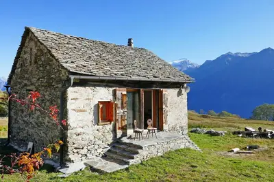 Image de Belle maison de vacances privée pour 4 personnes avec Wifi, Tv, terrasse, animaux admis et parking