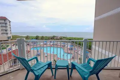 Image de Oceanfront condo with ocean views!