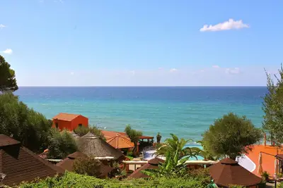 Belvilla by Oyo Resort Baia del Silenzio 1