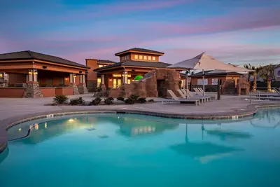 Image de Fresh Luxury Zion Townhome -Heated Pool + Spa + Waterslide - Gym - 12 Guest