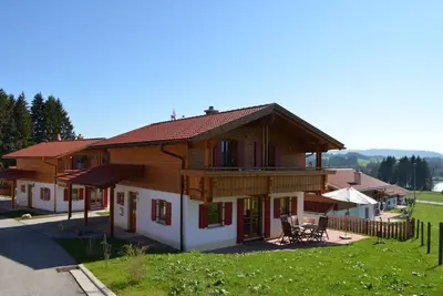 Image de Gamsbock - sauna, fireplace, terrace and balcony, free mountain and lake view, dog allowed.