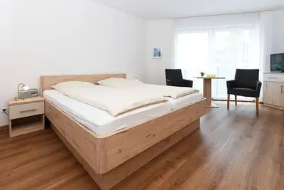 Image de Double room with balcony or terrace - Double room in the Hotel-Pension
